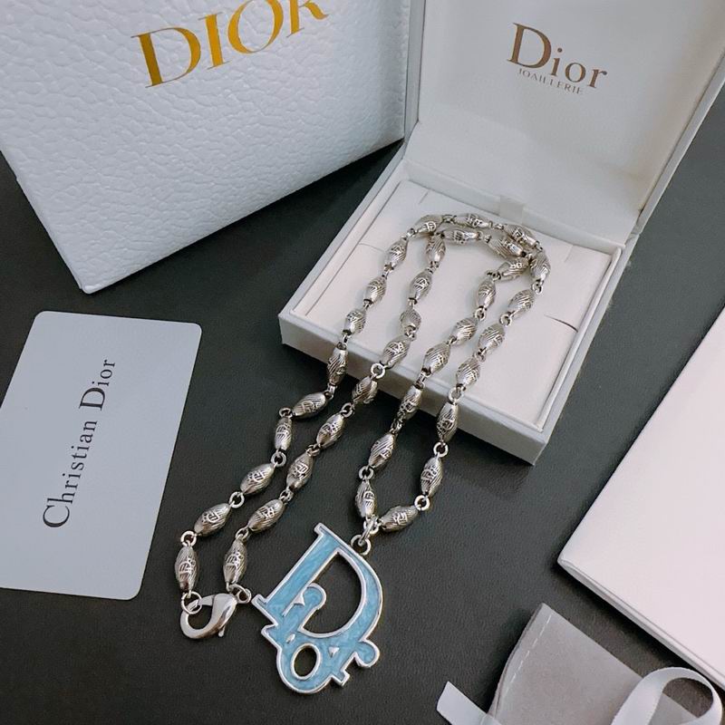 Dior Necklace 06lyr681